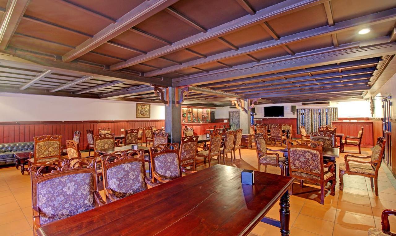 Treebo Premium Travancore Palace Cherthala Alappuzha Exterior foto